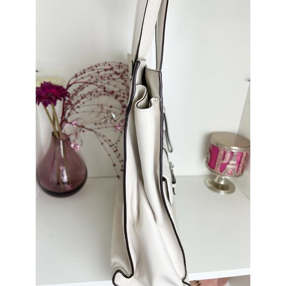 Coach Charlie Embossed Python Leather Large Tote Bag F28723 Limited Edition - Picture 11 of 16